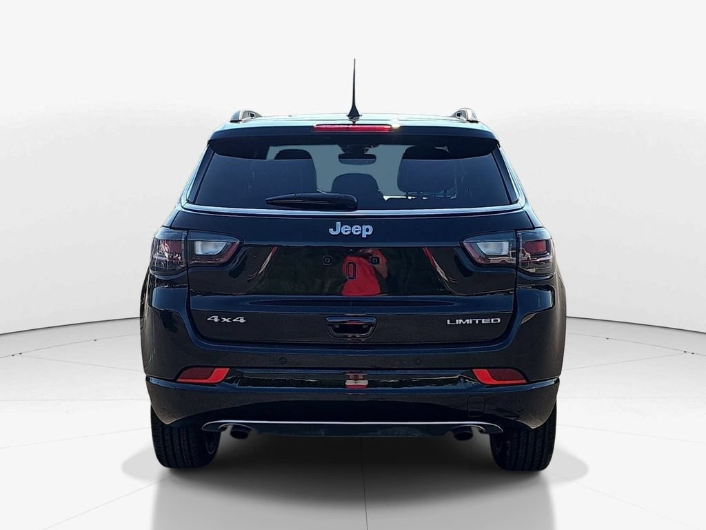 Used 2023 Jeep Compass Limited w/ Elite Group AWD/4WD image 7