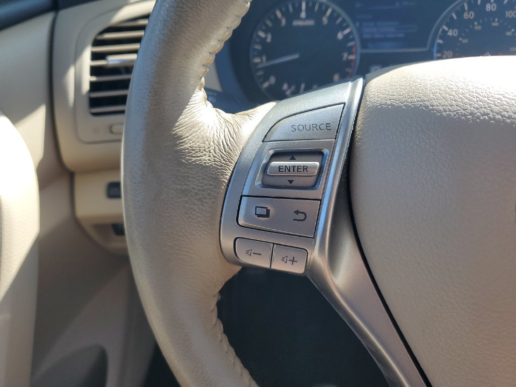 Used 2015 Nissan Altima 2.5 SL w/ Technology Package FWD image 21
