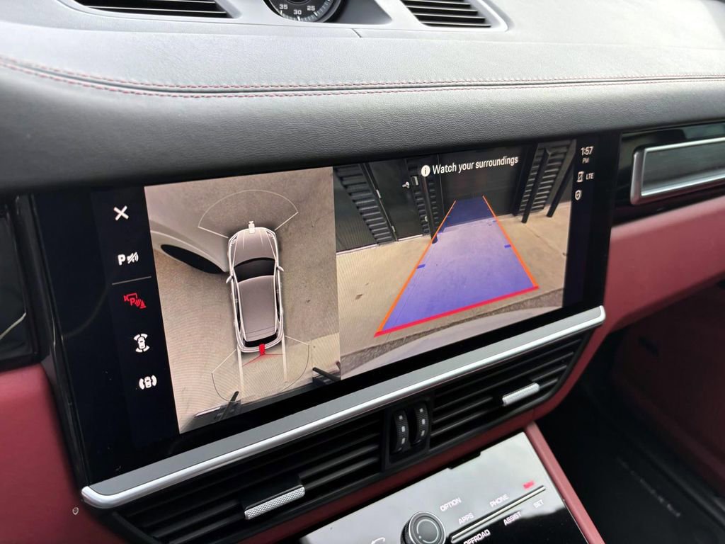 Used 2023 Porsche Cayenne GTS image 35
