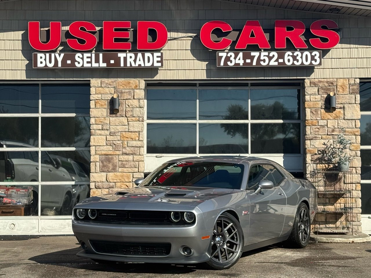 Used 2016 Dodge Challenger R/T Scat Pack w/ Leather Interior Group