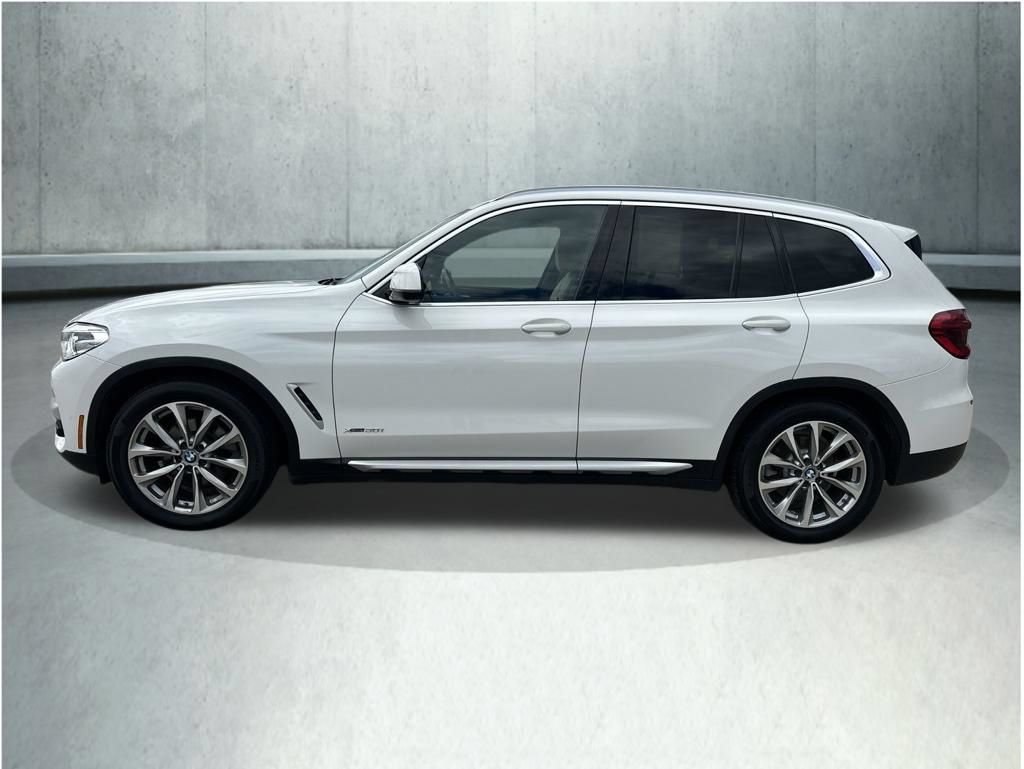 Used 2018 BMW X3 xDrive30i AWD/4WD image 2
