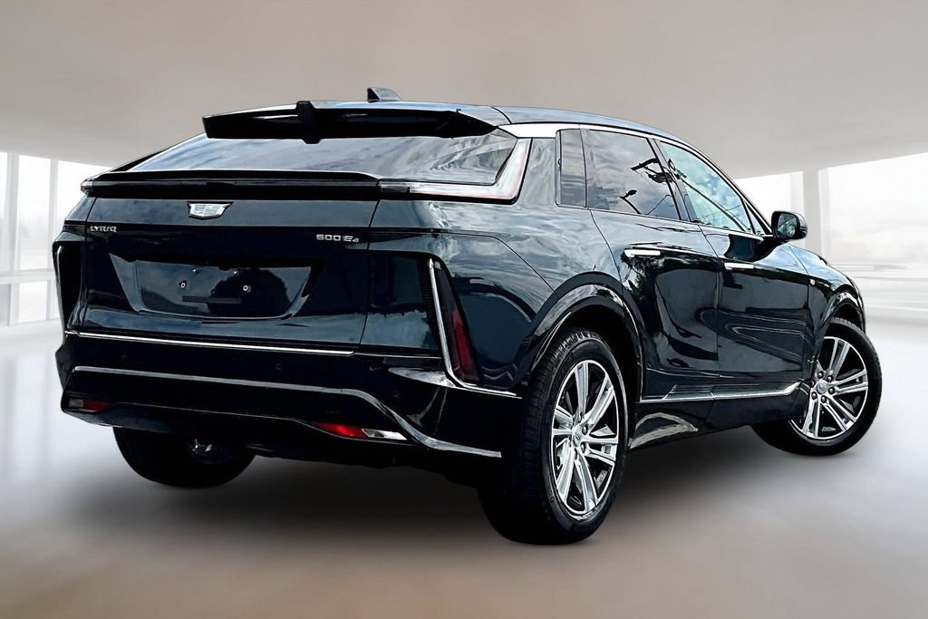 Used 2024 Cadillac Lyriq Tech AWD/4WD image 6
