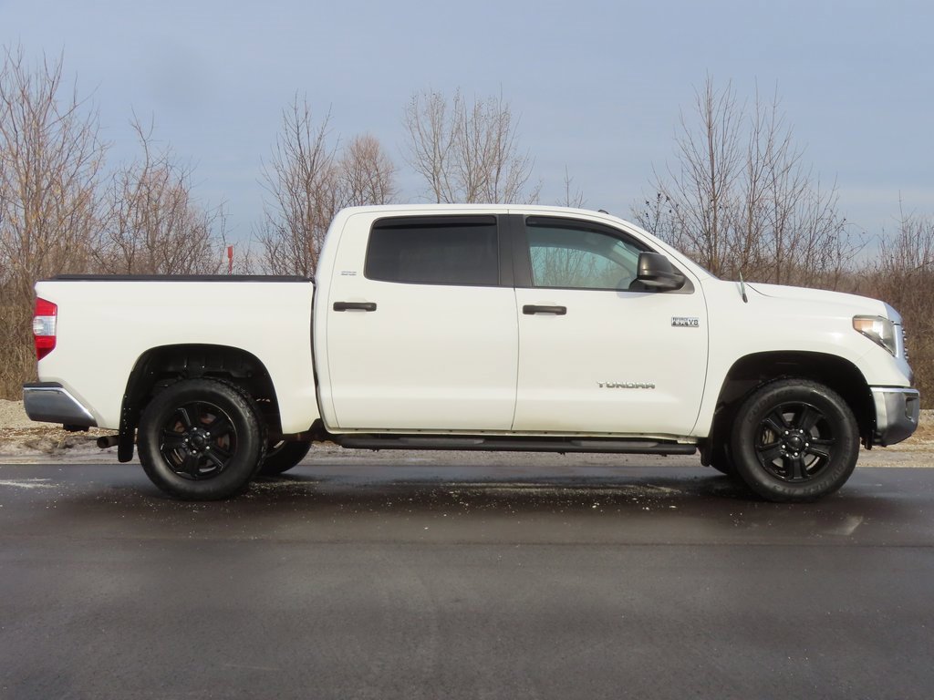 Used 2018 Toyota Tundra SR5 image 2