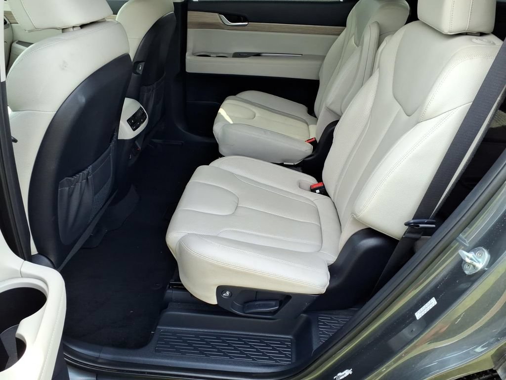 Used 2022 Hyundai Palisade SEL w/ Premium Package AWD/4WD image 13