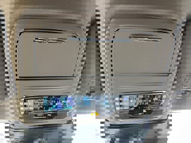 Used 2025 Lincoln Corsair Reserve w/ Towing Package image 41