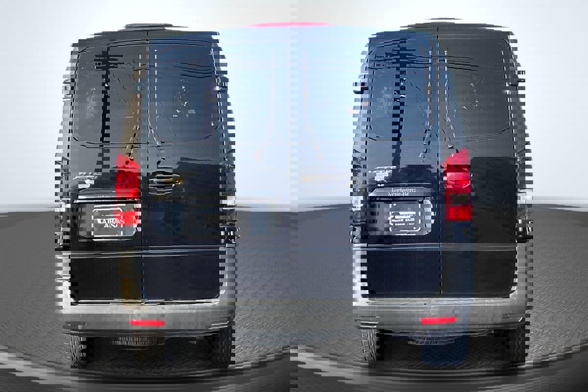 Used 2019 Mercedes-Benz Metris Passenger image 4