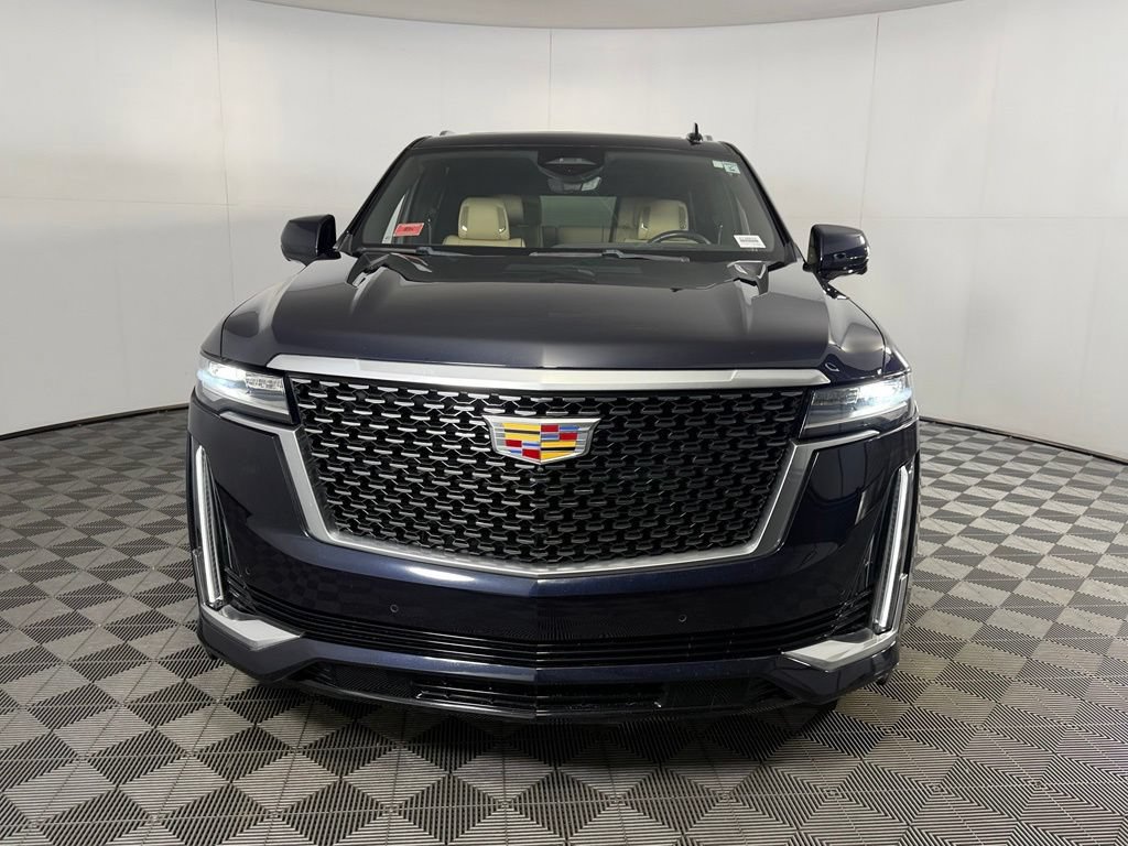 Used 2023 Cadillac Escalade Premium Luxury w/ Performance Package AWD/4WD image 12