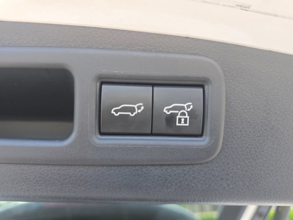Used 2023 Lexus RX 500h F Sport w/ Accessory Package (2T) AWD/4WD image 18