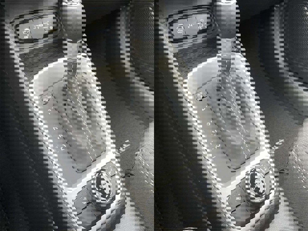 New 2026 Hyundai Venue SEL image 17