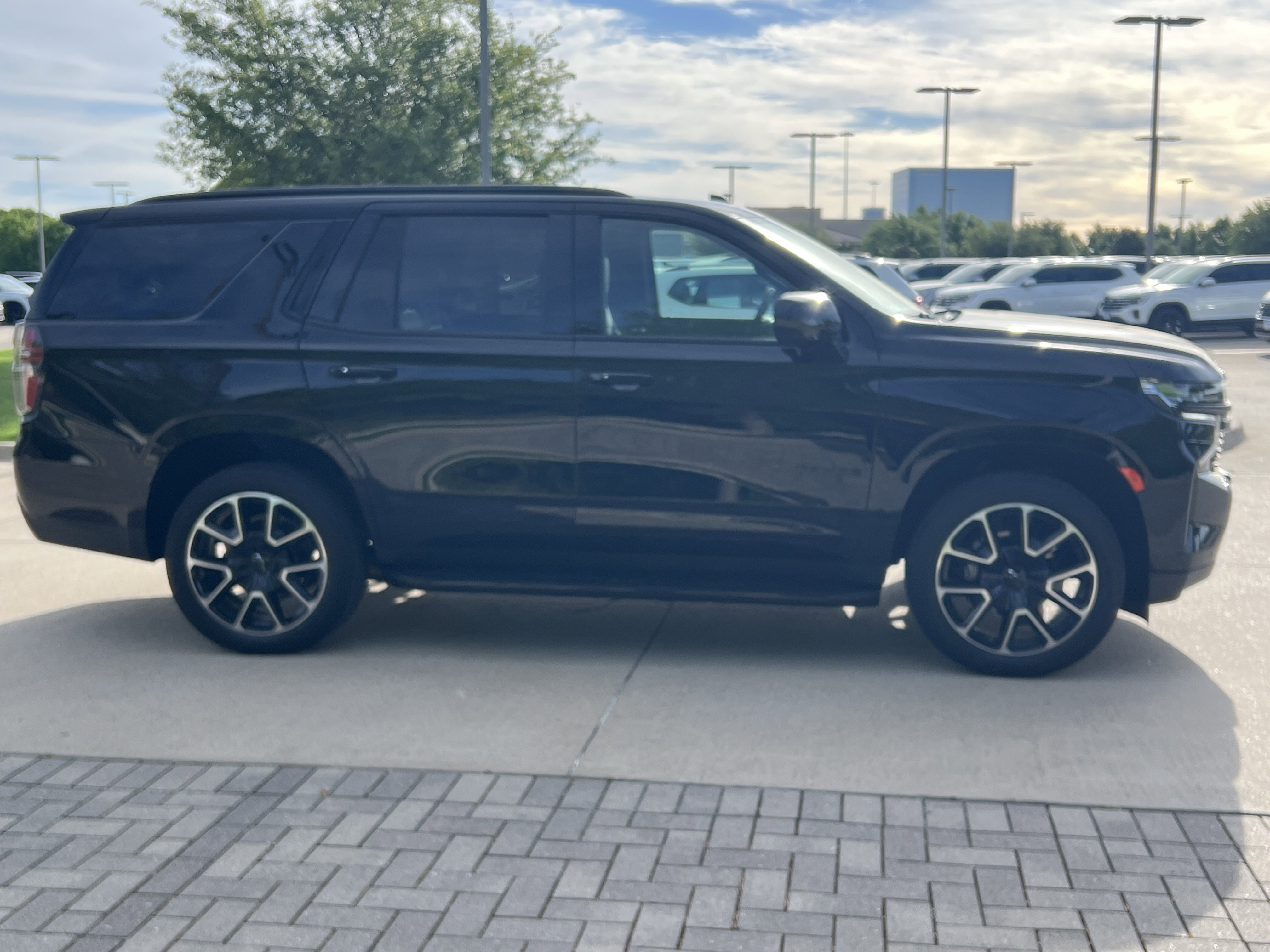 Used 2023 Chevrolet Tahoe RST RWD image 11