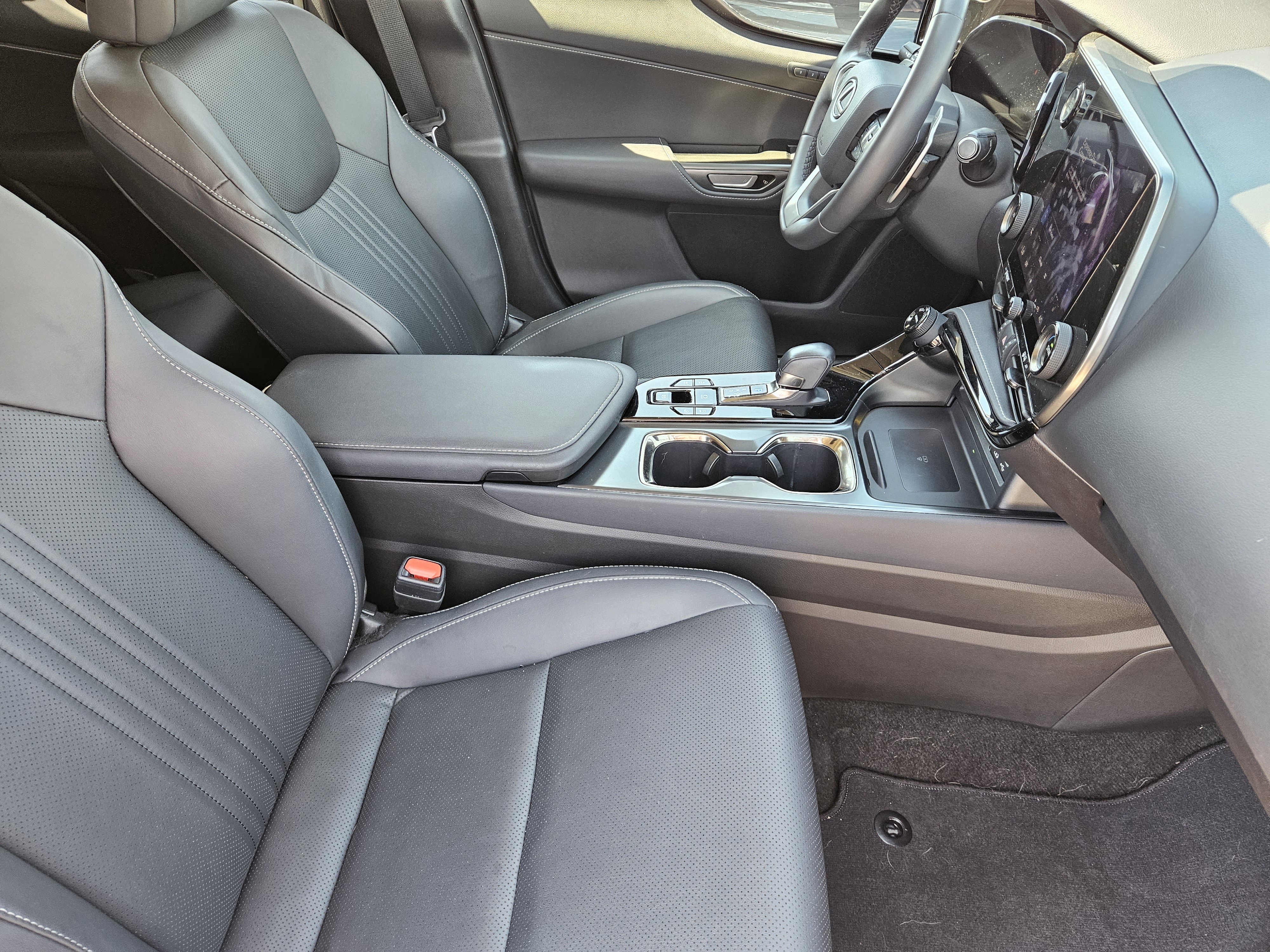Used 2023 Lexus NX 350 AWD image 15