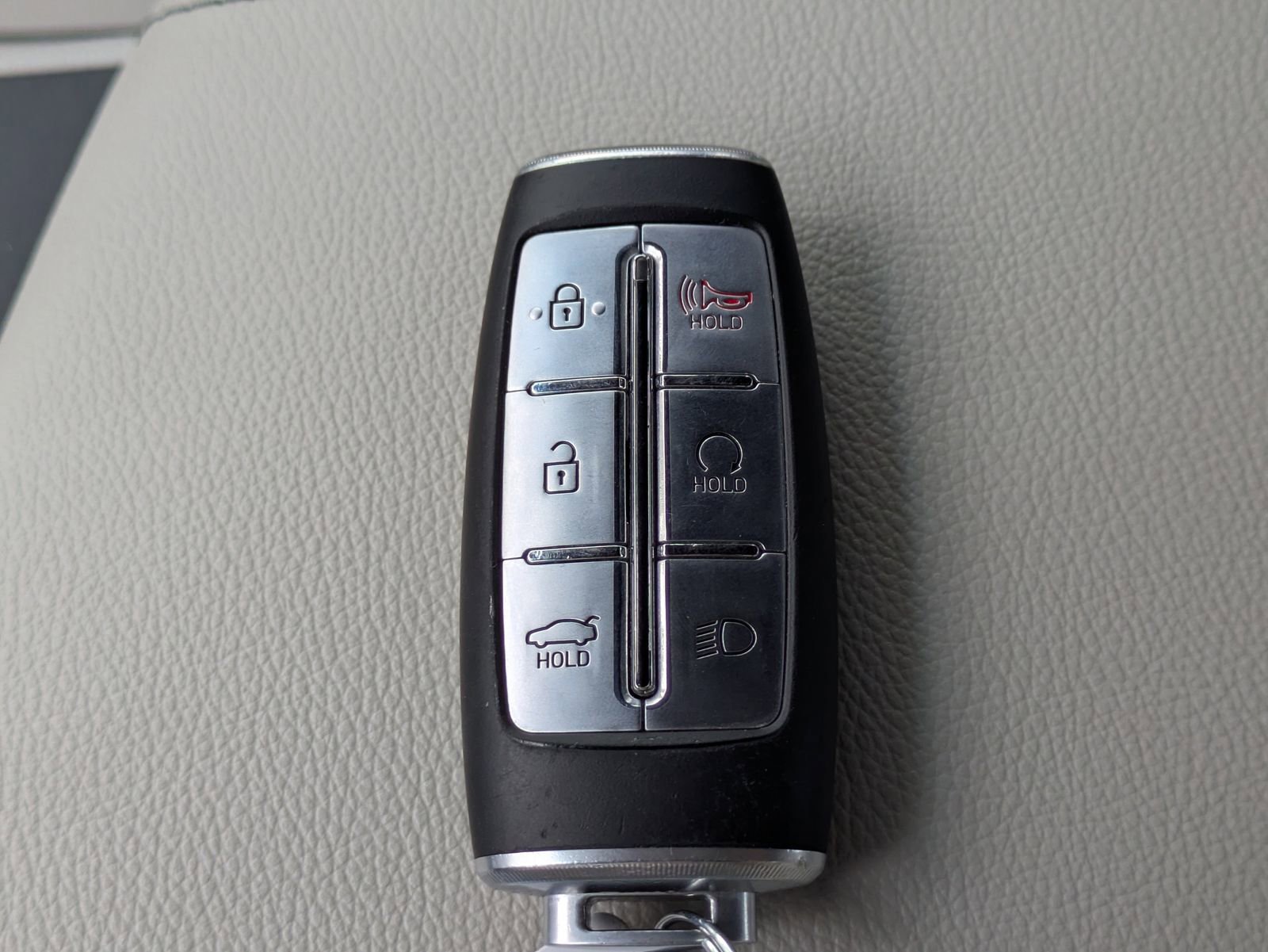 Used 2023 Genesis G70 3.3T RWD image 30