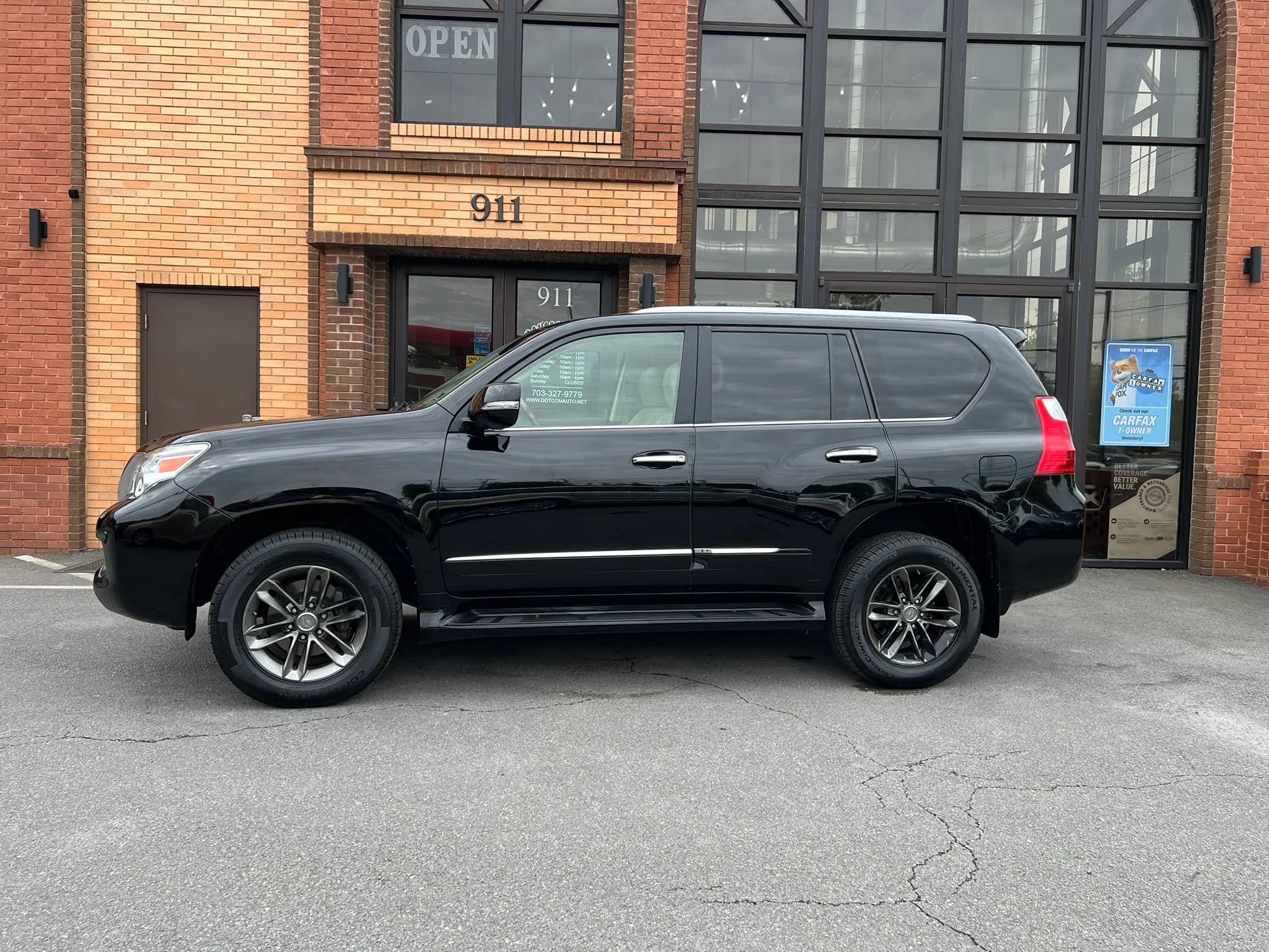 Used 2012 Lexus GX 460 w/ Comfort Plus Pkg AWD/4WD image 4