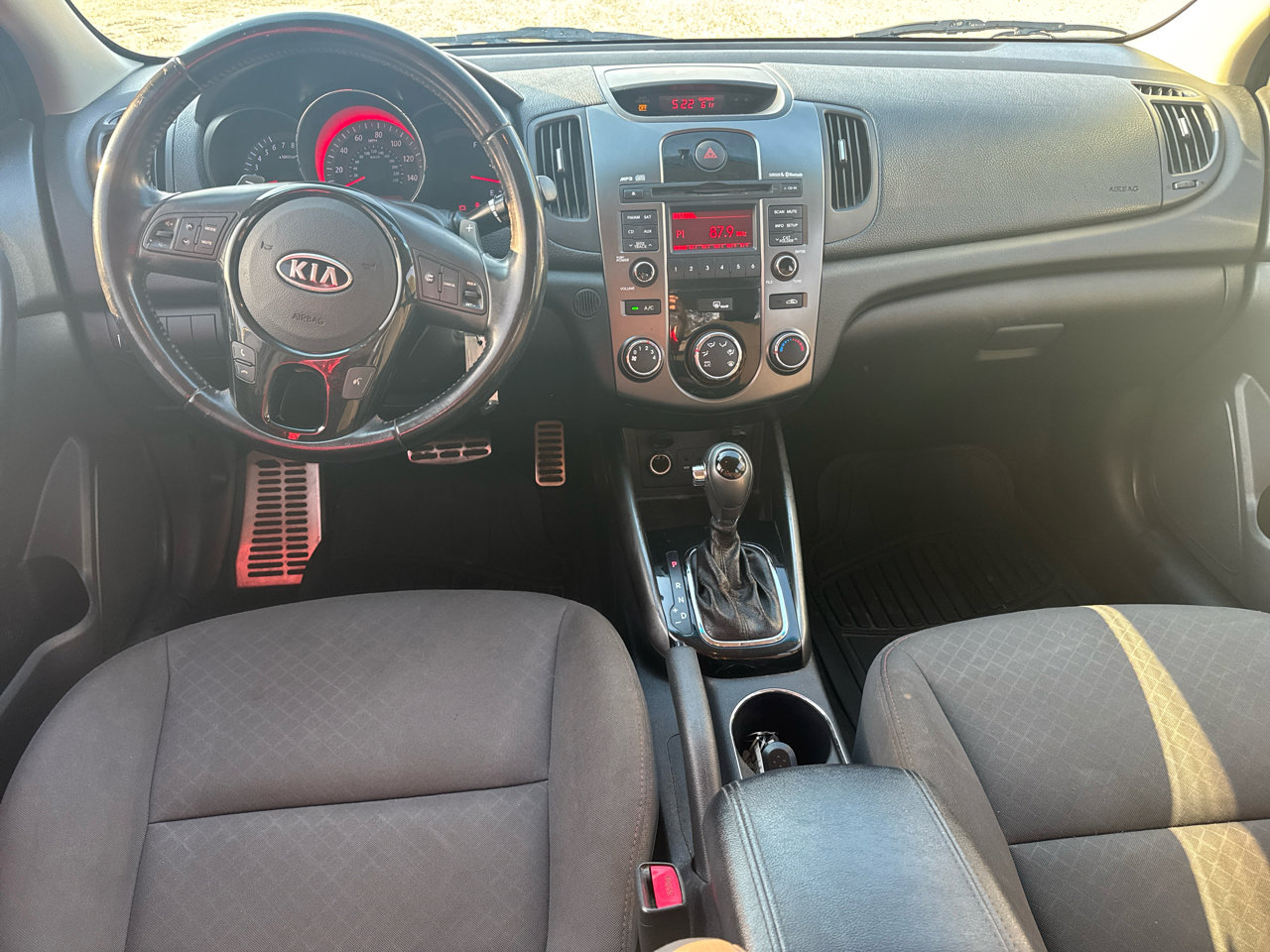 Used 2013 Kia Forte SX image 13