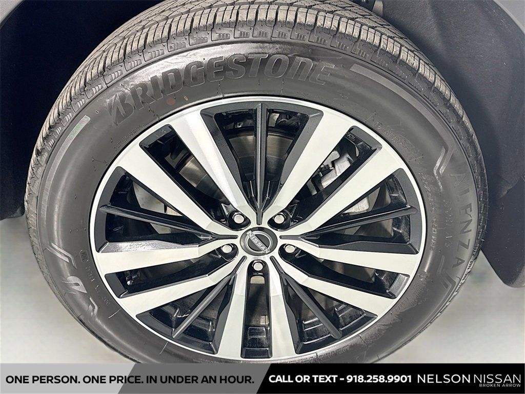 Certified 2024 Nissan Pathfinder Platinum w/ Cargo Package image 34