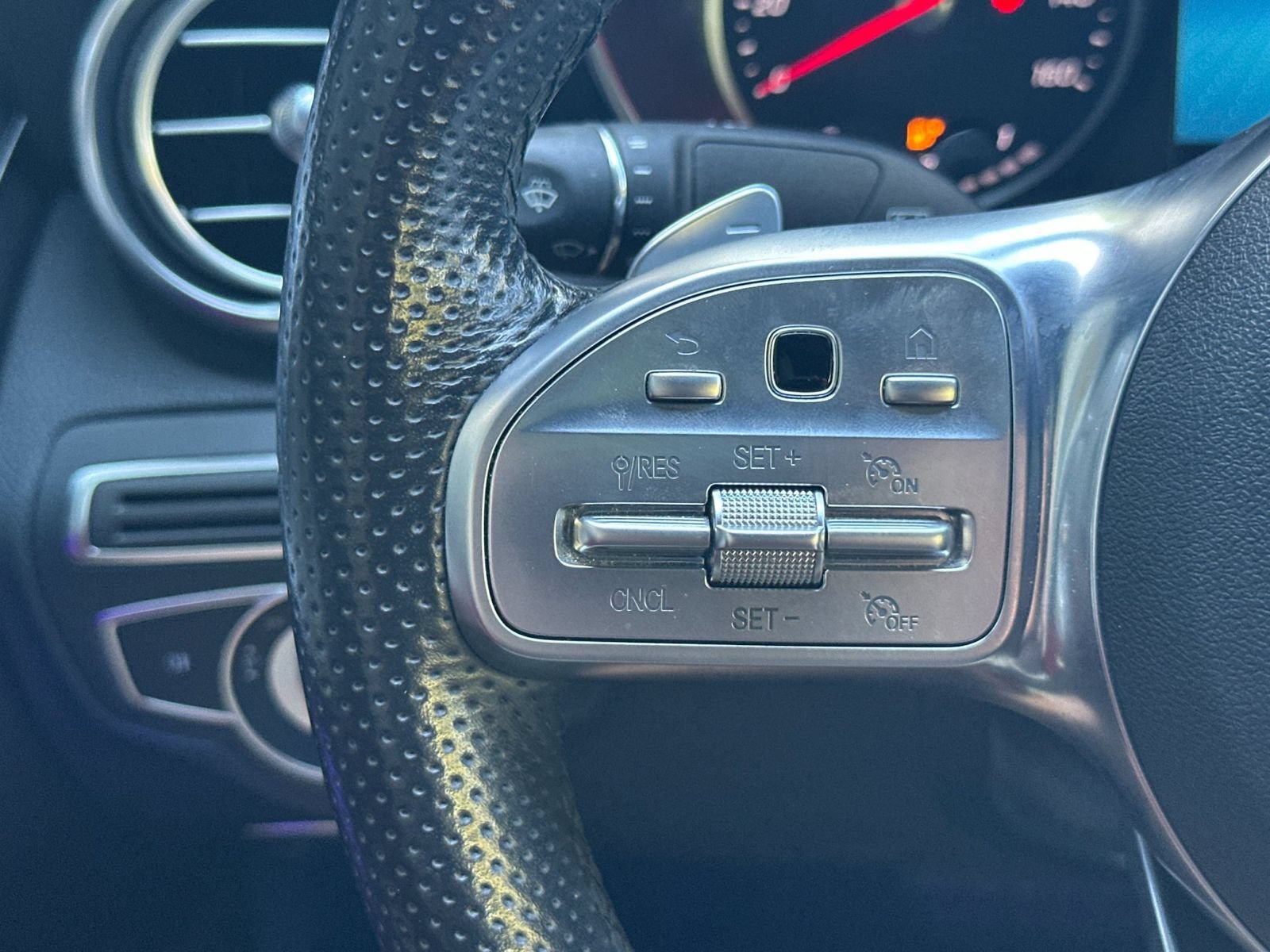 Certified 2019 Mercedes-Benz C 300 Coupe image 25