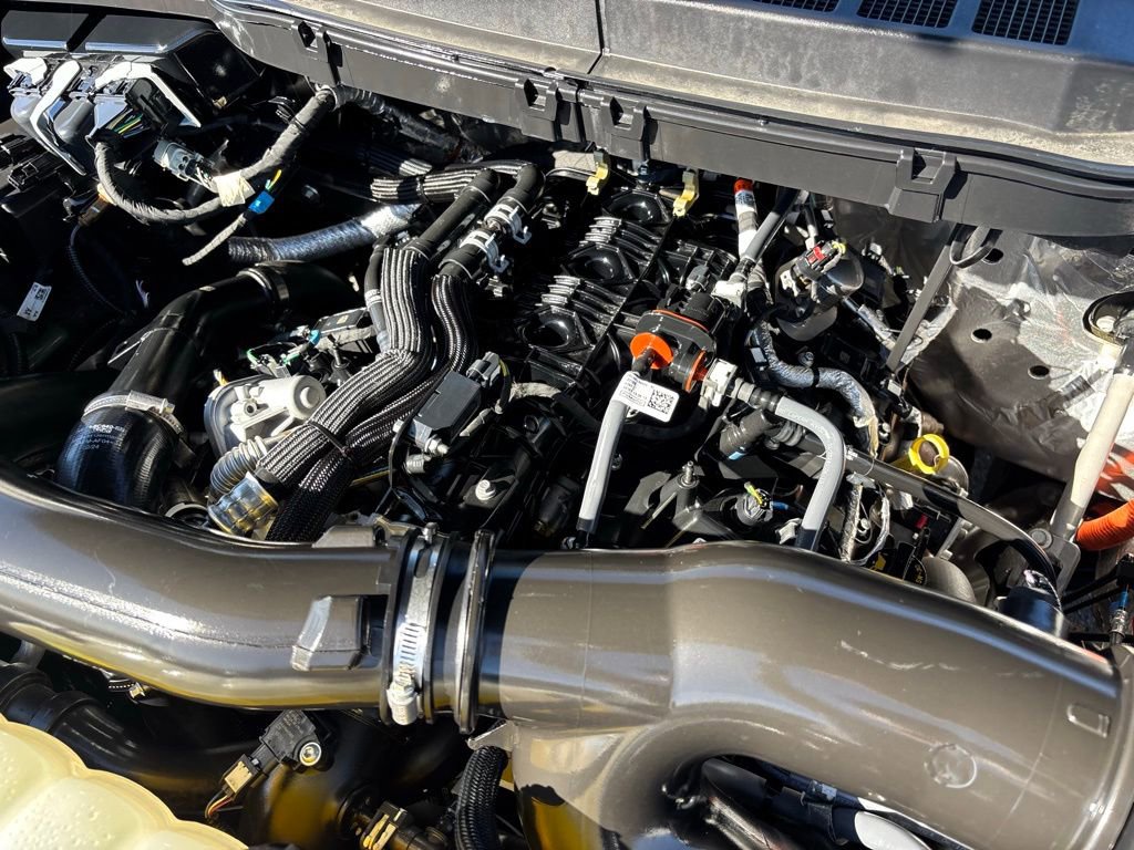 Used 2024 Ford F150 Lariat w/ FX4 Off-Road Package image 35