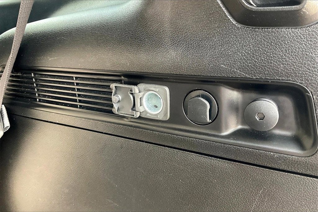 Used 2024 Jeep Wagoneer Series II w/ Flexible Seating Group image 23