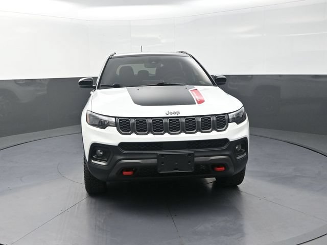 Used 2026 Jeep Compass Trailhawk AWD/4WD image 4