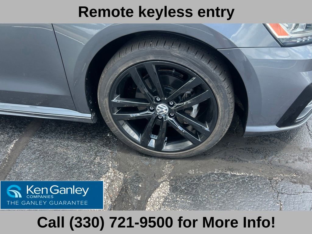 Used 2018 Volkswagen Passat 2.0T R-Line FWD image 21