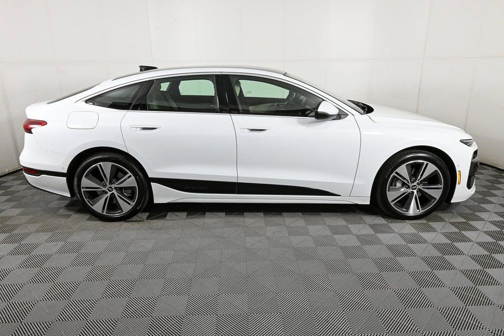 New 2025 Audi A6 e-tron Premium image 2