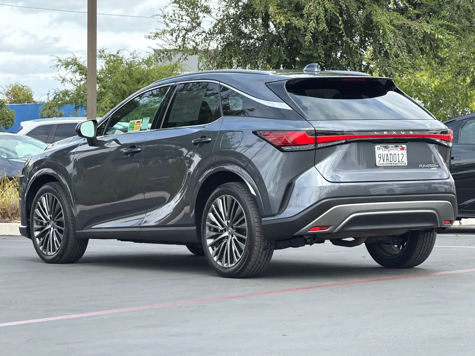 Certified 2025 Lexus RX 450h AWD w/ Luxury Package image 7