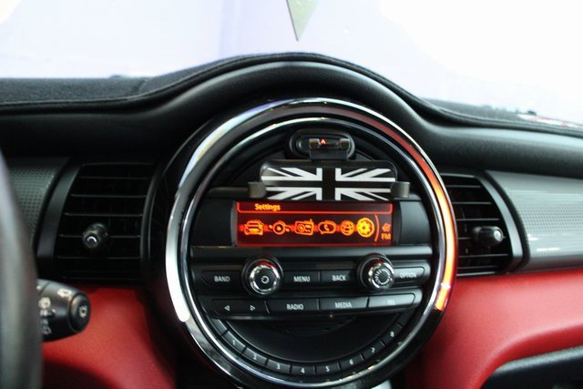 Used 2014 MINI Cooper 2-Door Hardtop image 12