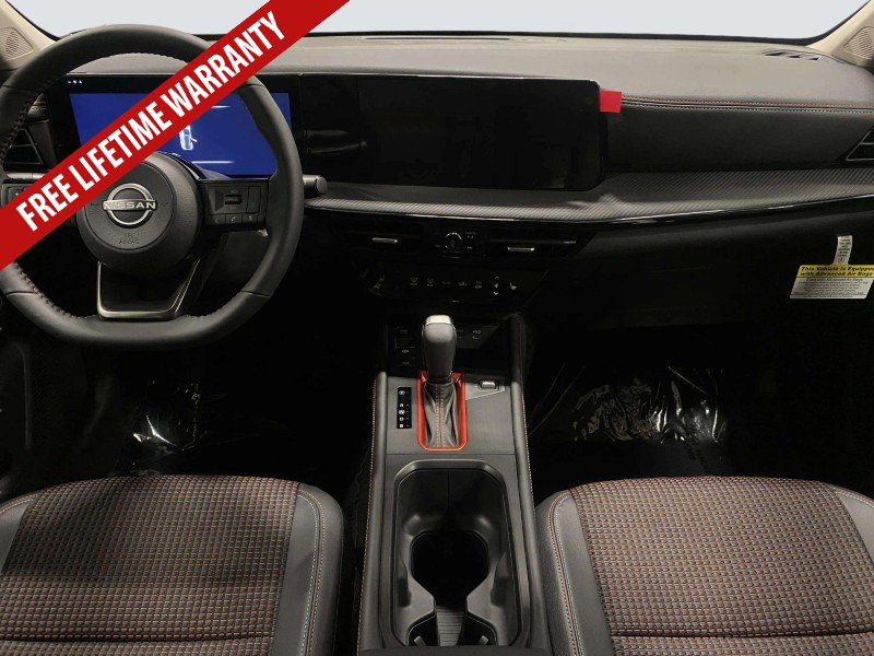 New 2026 Nissan Kicks SR w/ SR Premium Package FWD image 22