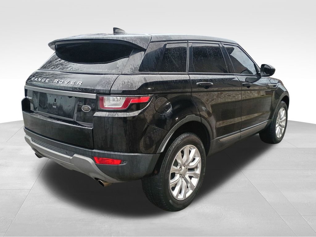 Used 2017 Land Rover Range Rover Evoque SE image 5