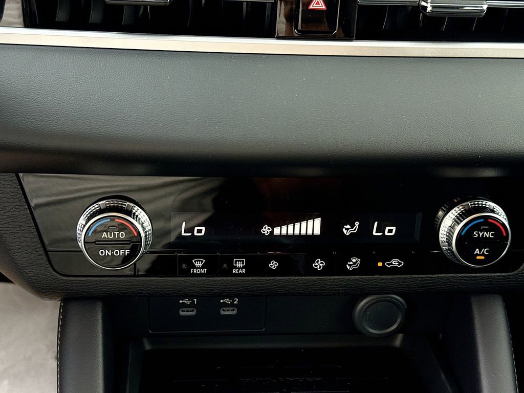 New 2026 Mitsubishi Outlander ES image 14