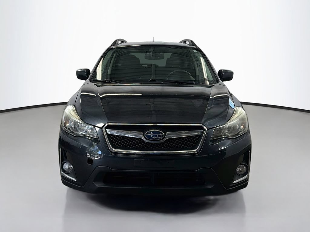 Used 2016 Subaru Crosstrek 2.0i Premium w/ Moonroof Package AWD/4WD image 2