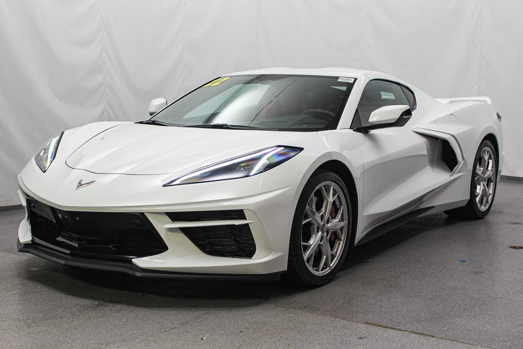 Used 2022 Chevrolet Corvette Stingray Premium Cpe w/ Z51 Performance Package RWD image 5