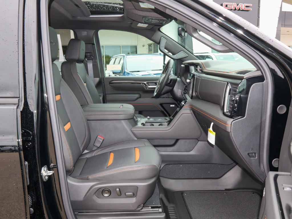 New 2026 GMC Sierra 3500 AT4 w/ AT4 Premium Plus Package AWD/4WD image 33