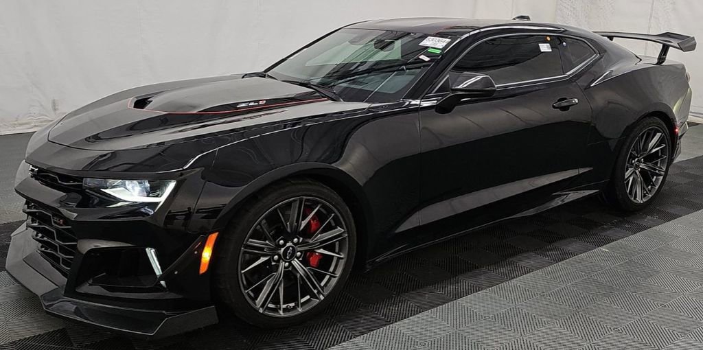 Used 2023 Chevrolet Camaro ZL1 image 2