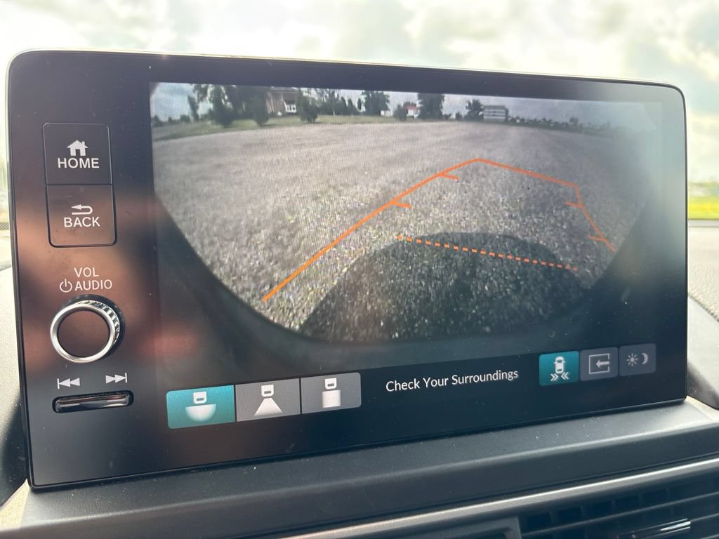 Used 2025 Honda Pilot EX-L image 25