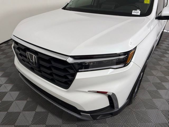 Used 2023 Honda Pilot EX-L image 10