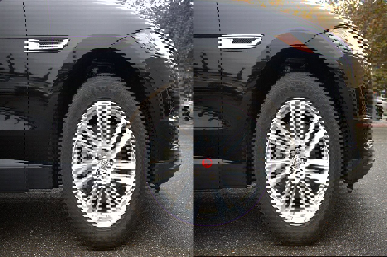 Used 2020 Jaguar F-PACE Prestige image 10