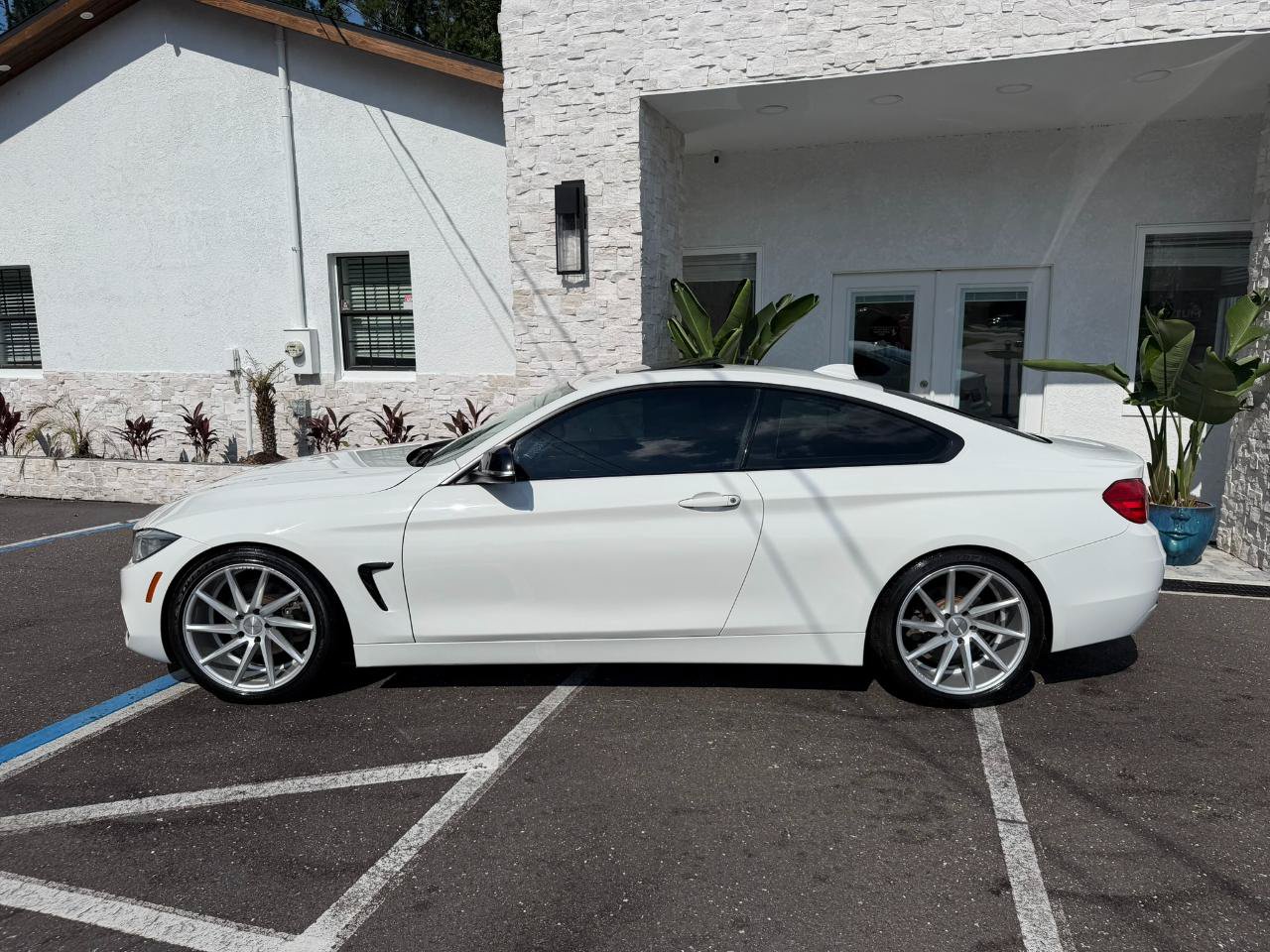 Used 2014 BMW 428i xDrive Coupe AWD/4WD image 2