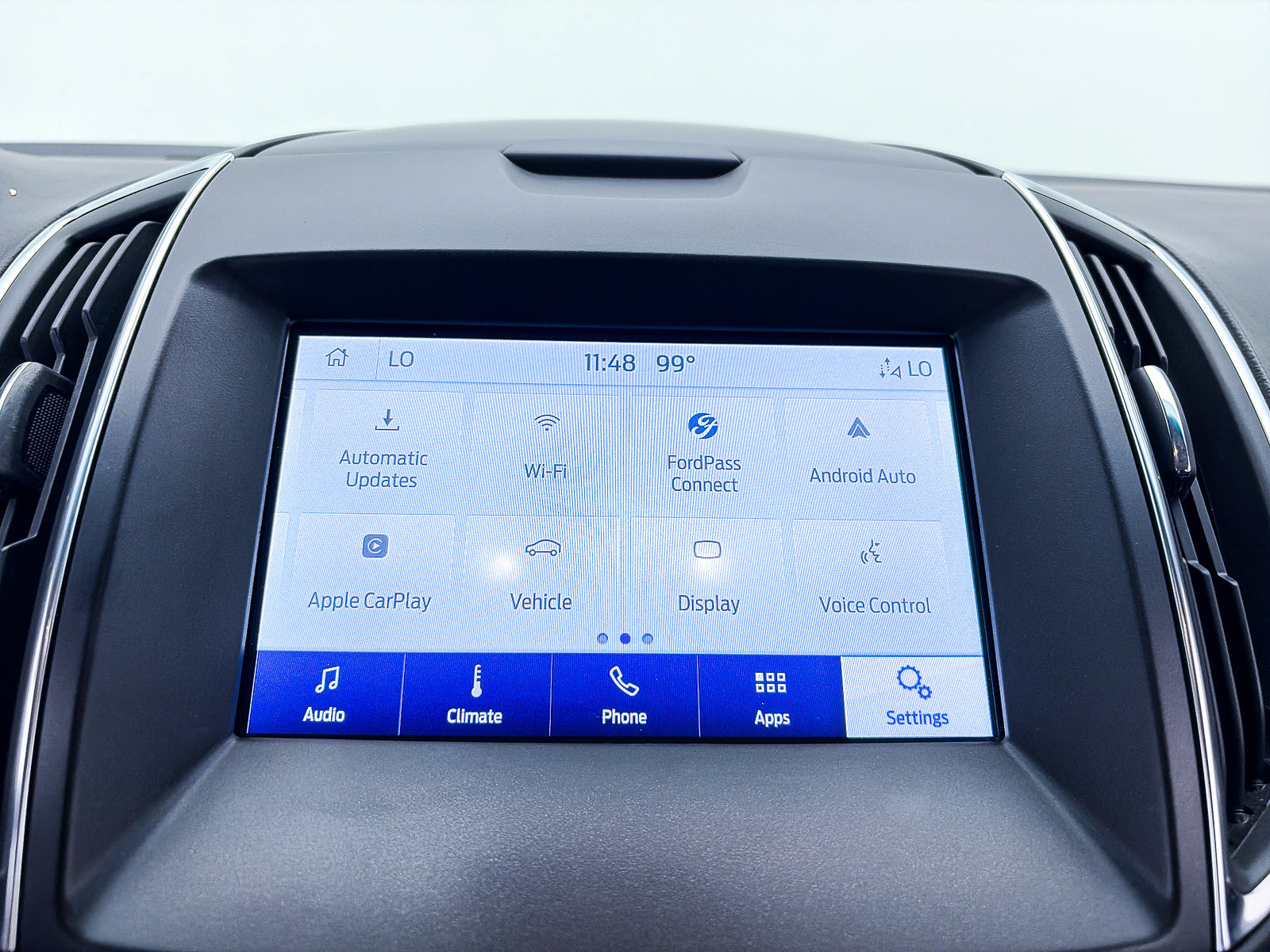 Used 2019 Ford Edge Titanium FWD image 23