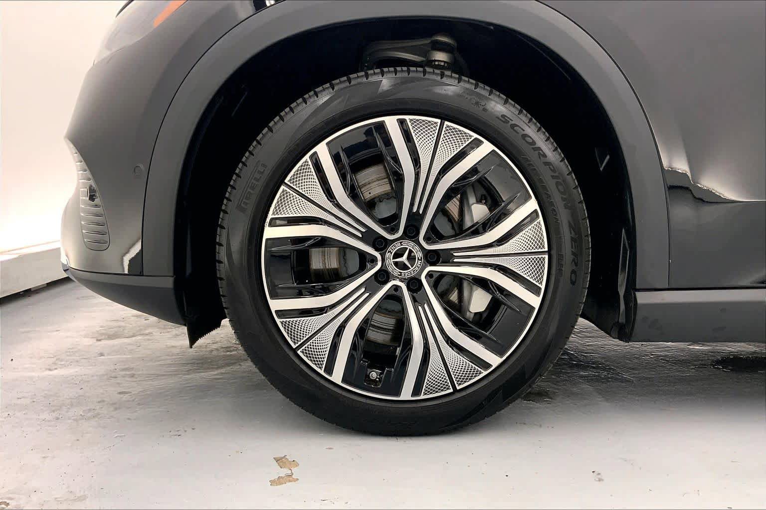 Certified 2023 Mercedes-Benz EQE 350+ SUV image 9