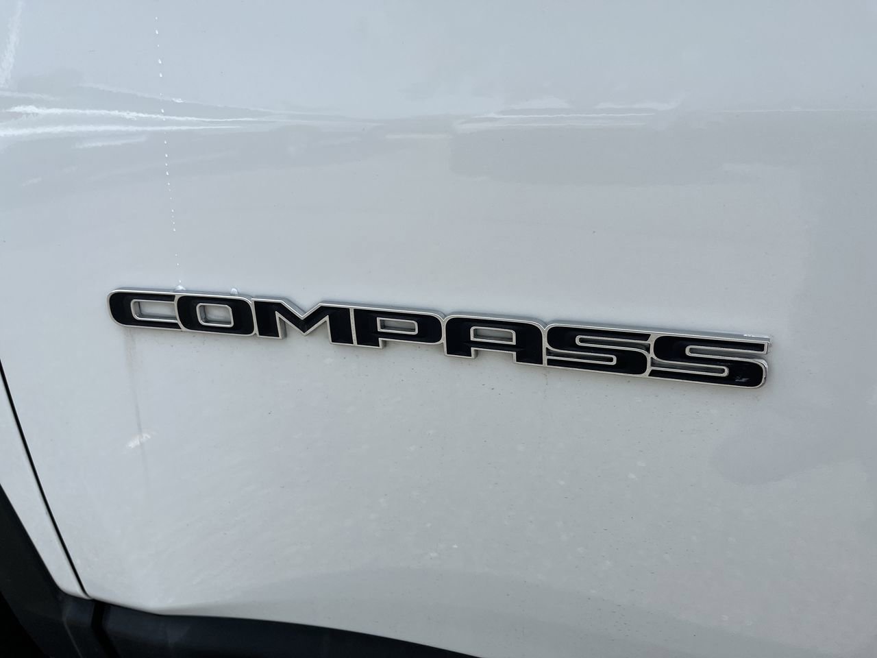 Used 2025 Jeep Compass Limited AWD/4WD image 29