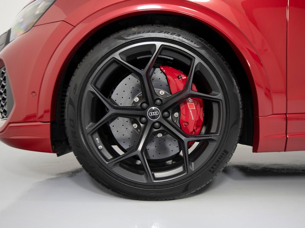 Used 2025 Audi RS Q8 performance image 9