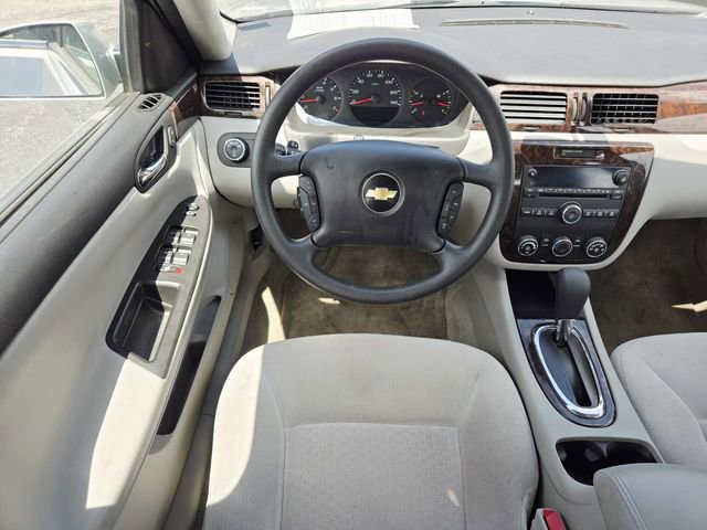 Used 2015 Chevrolet Impala Limited LS FWD image 7