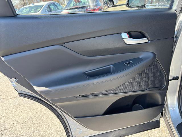 Used 2023 Hyundai Santa Fe SE image 12