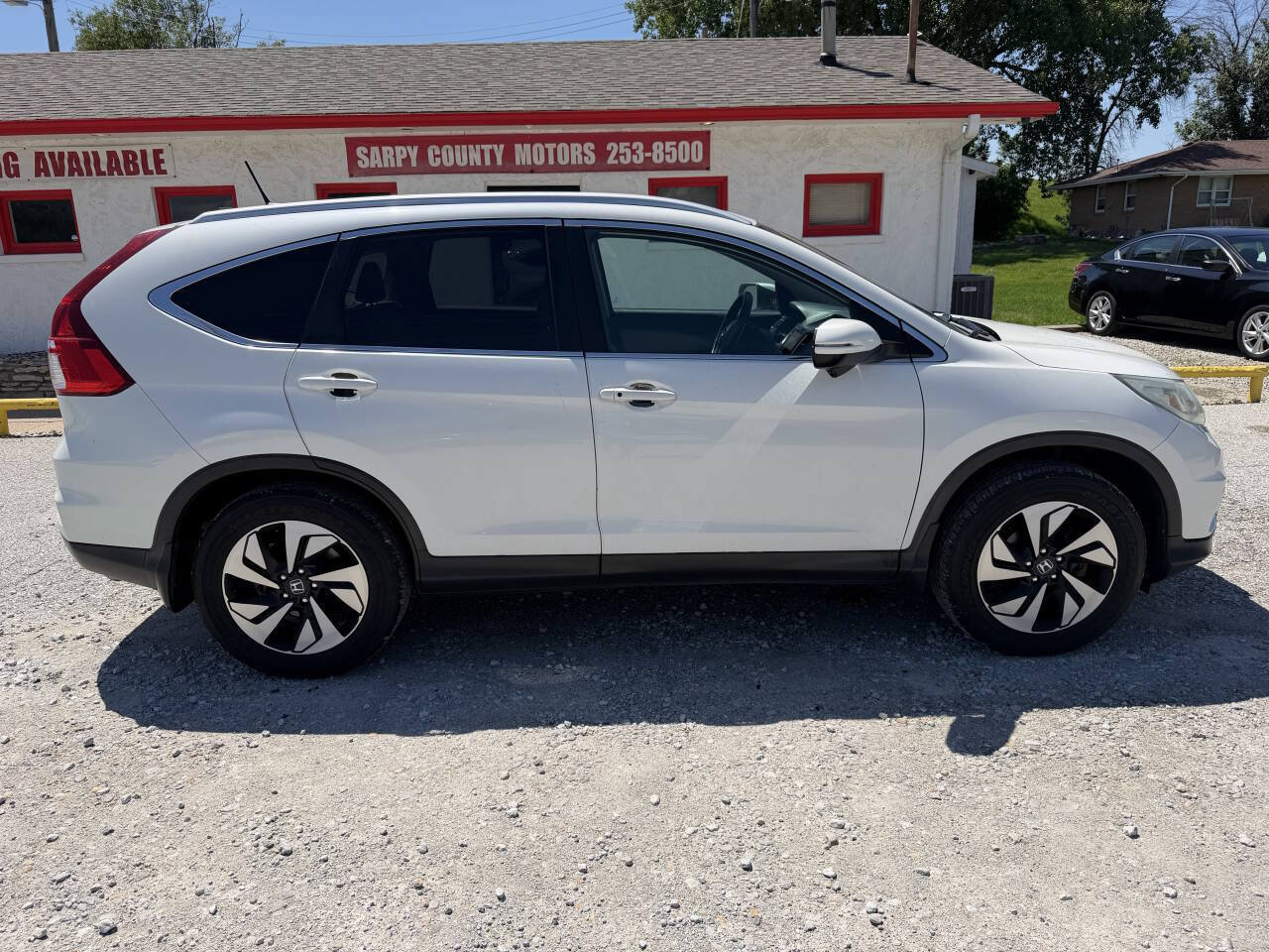 Used 2016 Honda CR-V Touring image 2