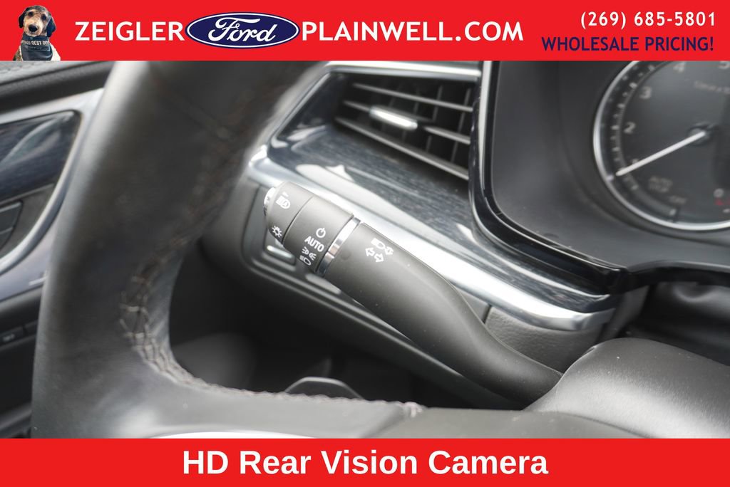 Used 2024 Cadillac XT5 Premium Luxury image 27