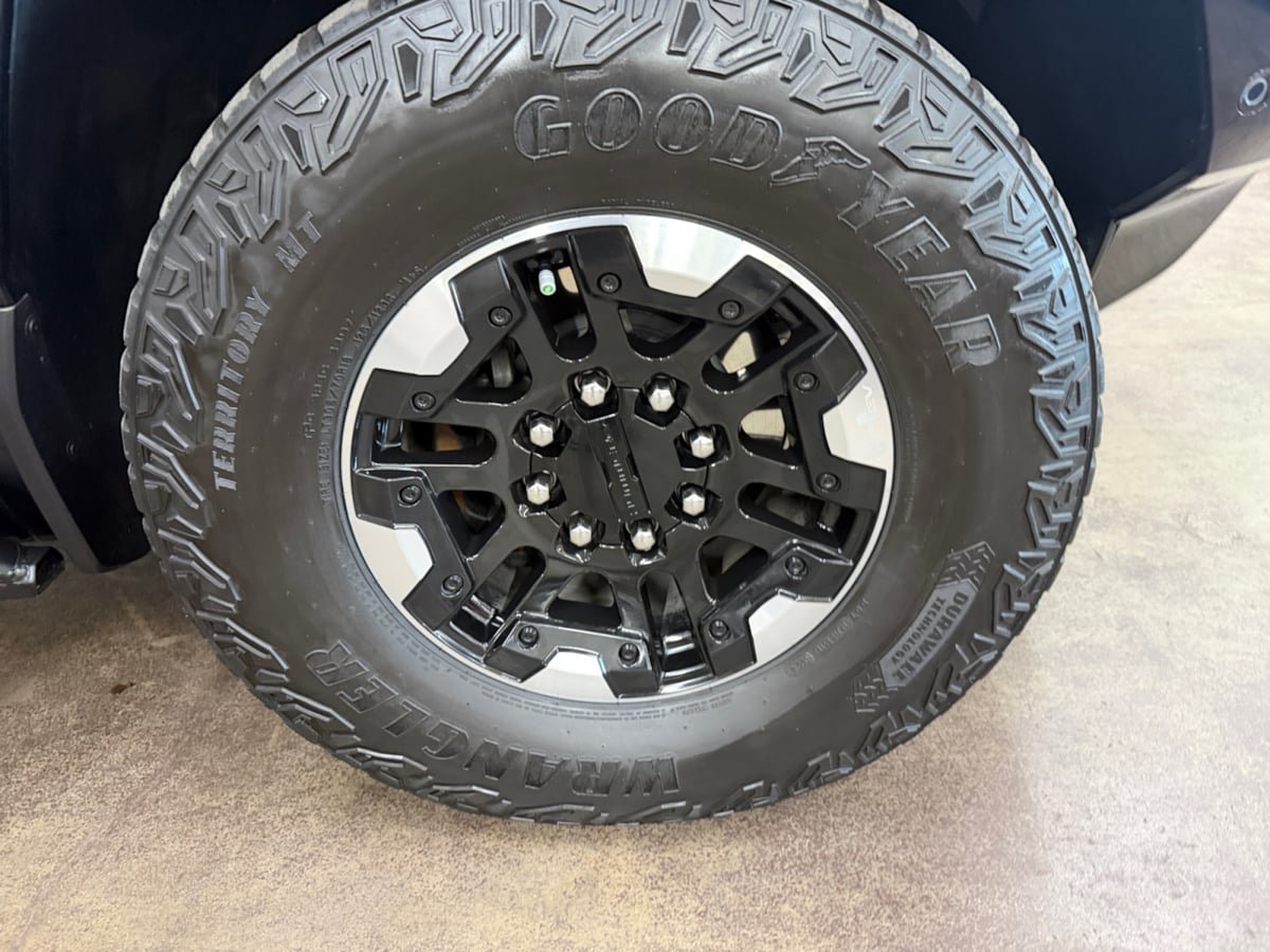 Used 2024 GMC Hummer EV 3X w/ Extreme Off-Road Package AWD/4WD image 23
