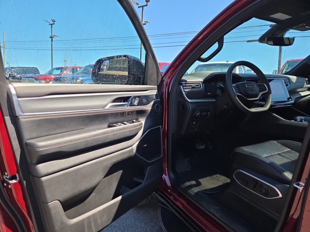 Used 2024 Jeep Wagoneer Series II AWD/4WD image 7