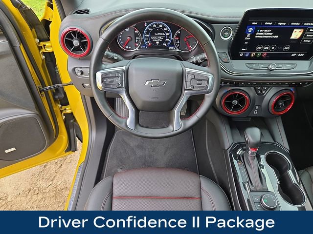 Used 2023 Chevrolet Blazer RS w/ Driver Confidence II Package AWD/4WD image 3