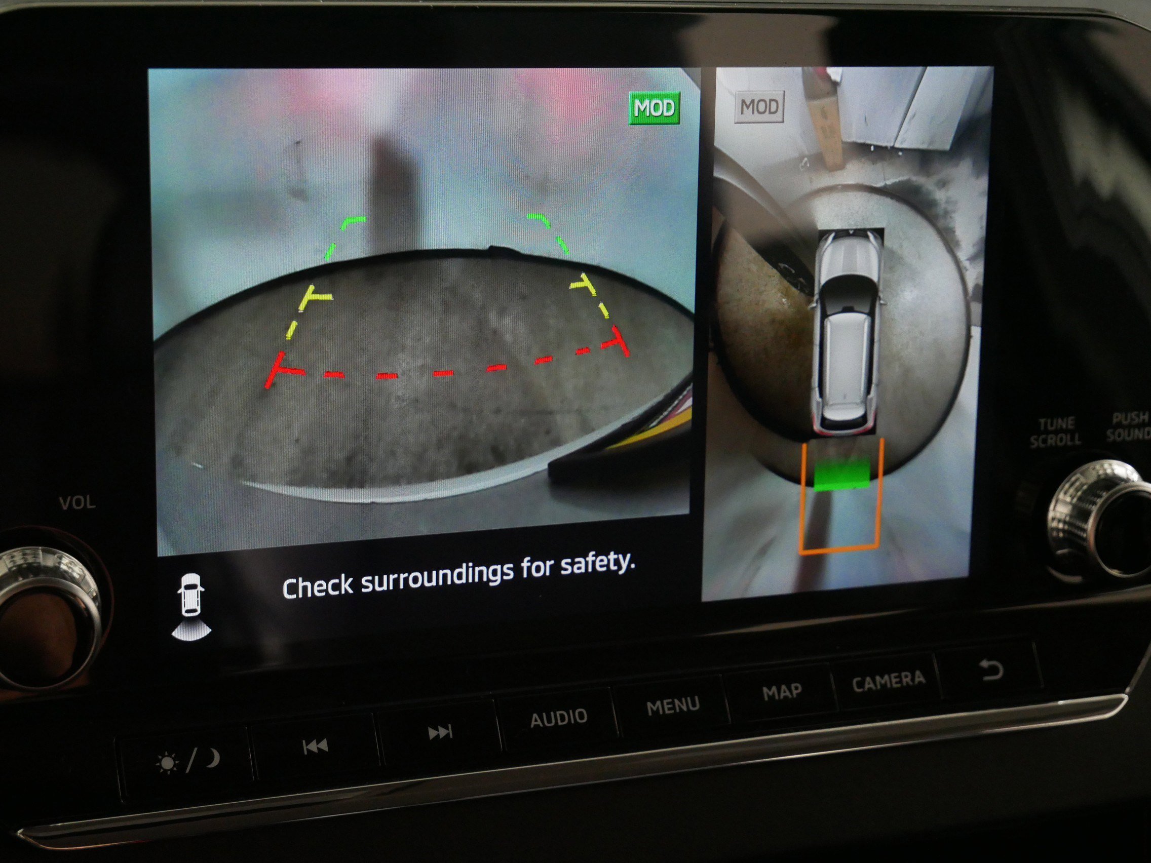 Used 2024 Mitsubishi Outlander SE image 32